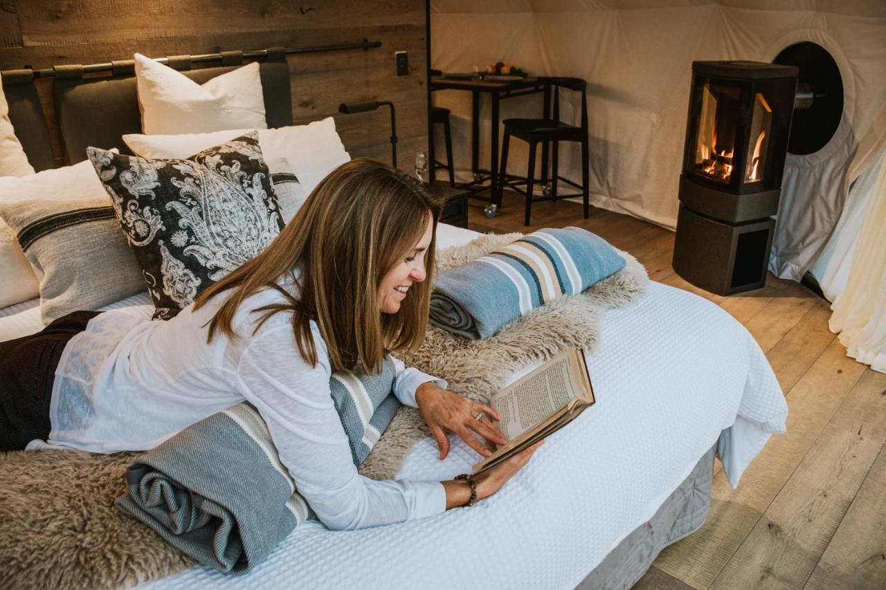 Готель Cross Hill Glamping Лек-Гавеа Екстер'єр фото